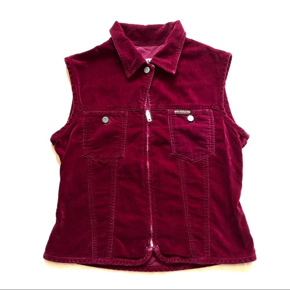 CK wine-red velvet vest